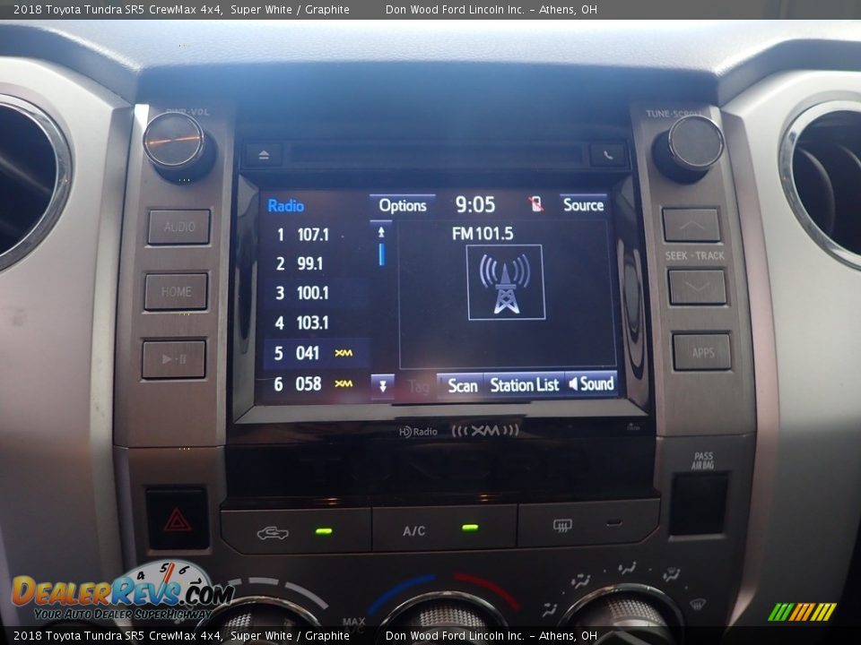 2018 Toyota Tundra SR5 CrewMax 4x4 Super White / Graphite Photo #25