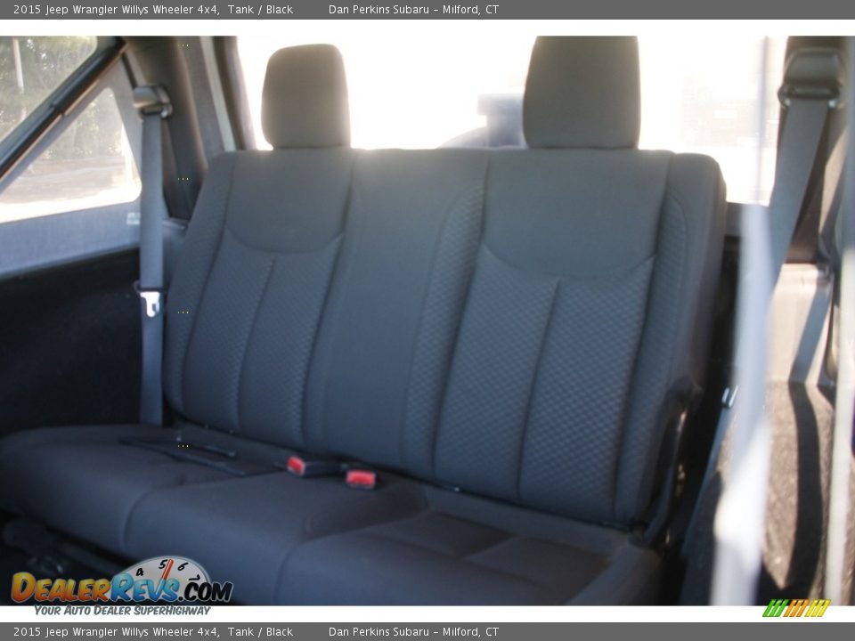 2015 Jeep Wrangler Willys Wheeler 4x4 Tank / Black Photo #11