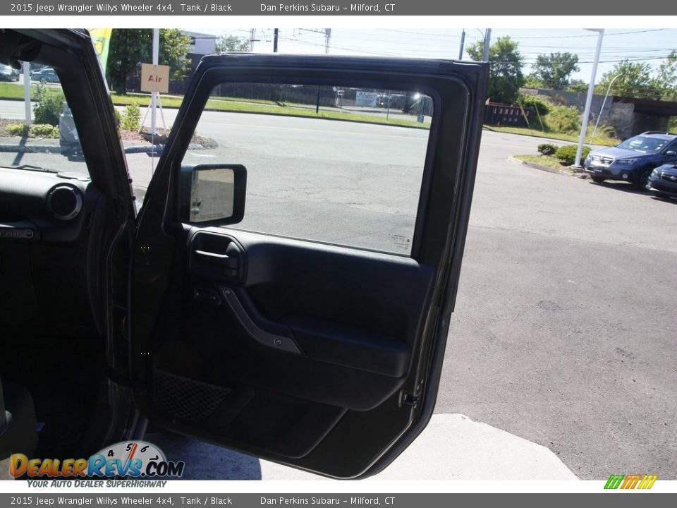 2015 Jeep Wrangler Willys Wheeler 4x4 Tank / Black Photo #14
