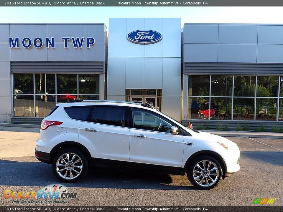 2016 Ford Escape SE 4WD Oxford White / Charcoal Black Photo #1