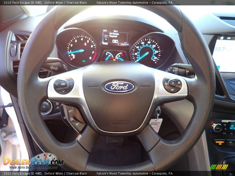 2016 Ford Escape SE 4WD Oxford White / Charcoal Black Photo #24