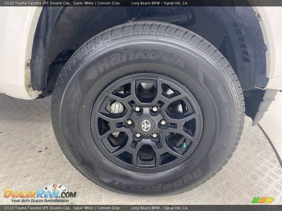 2019 Toyota Tacoma SR5 Double Cab Super White / Cement Gray Photo #6