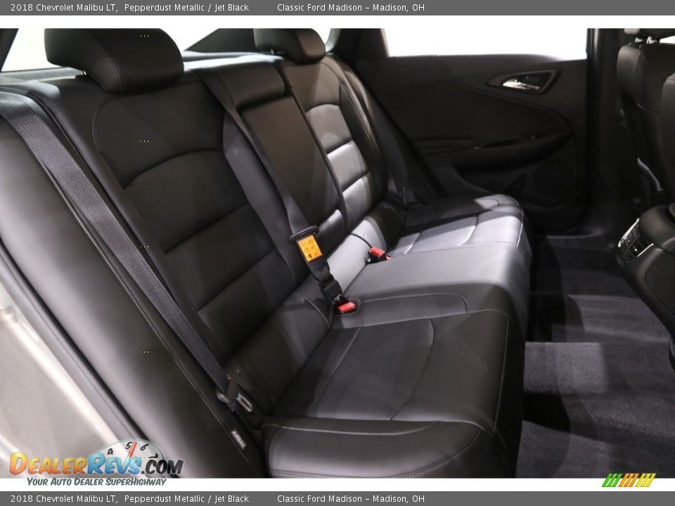 2018 Chevrolet Malibu LT Pepperdust Metallic / Jet Black Photo #15
