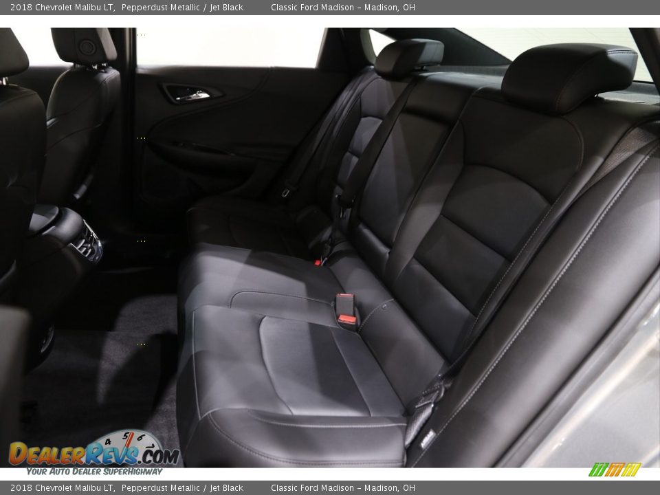 2018 Chevrolet Malibu LT Pepperdust Metallic / Jet Black Photo #16