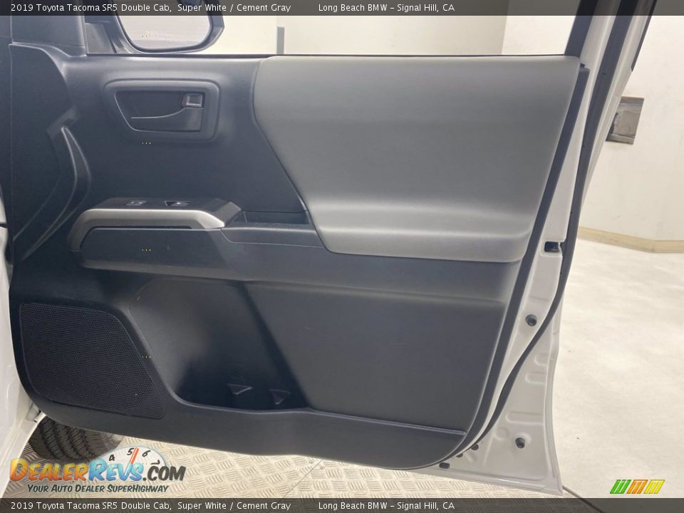 2019 Toyota Tacoma SR5 Double Cab Super White / Cement Gray Photo #30