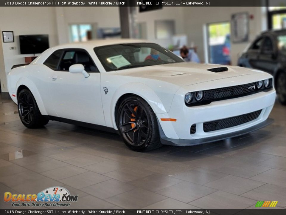 Front 3/4 View of 2018 Dodge Challenger SRT Hellcat Widebody Photo #8