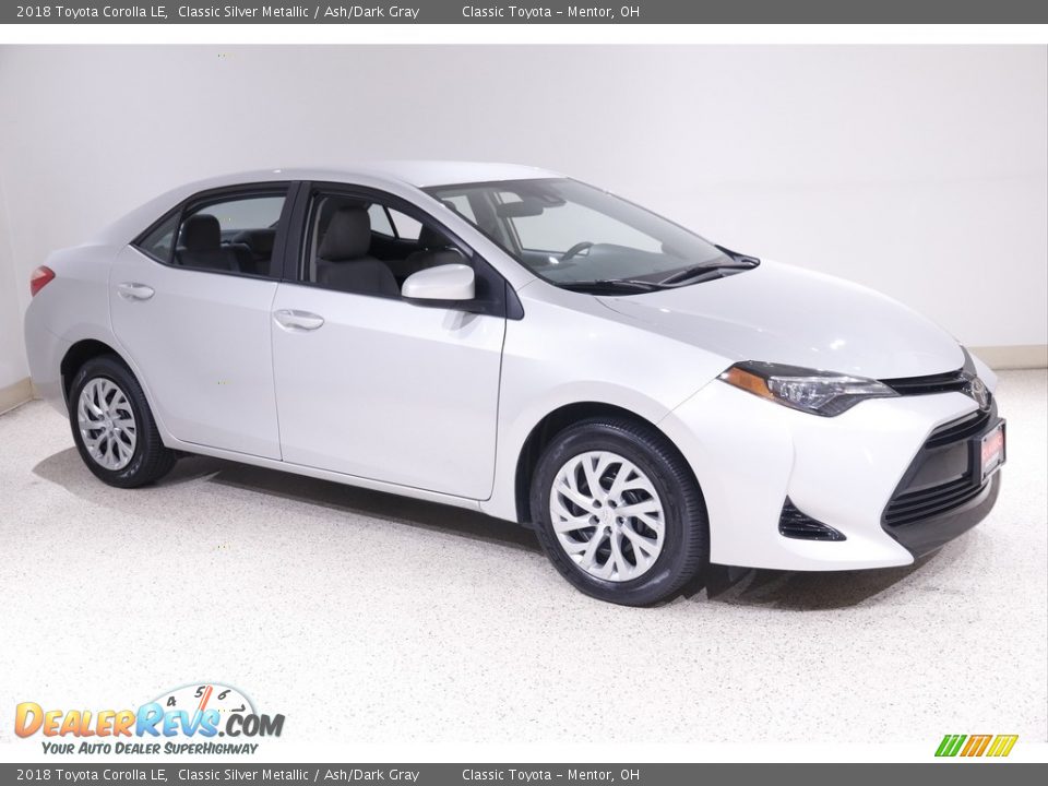 2018 Toyota Corolla LE Classic Silver Metallic / Ash/Dark Gray Photo #1