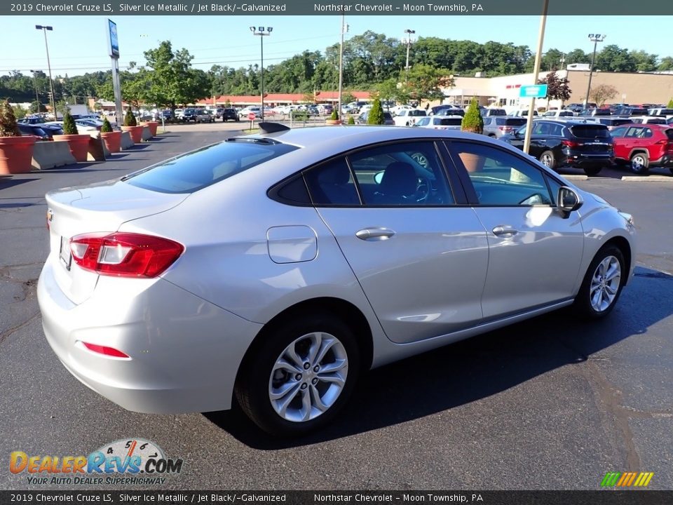 2019 Chevrolet Cruze LS Silver Ice Metallic / Jet Black/­Galvanized Photo #9