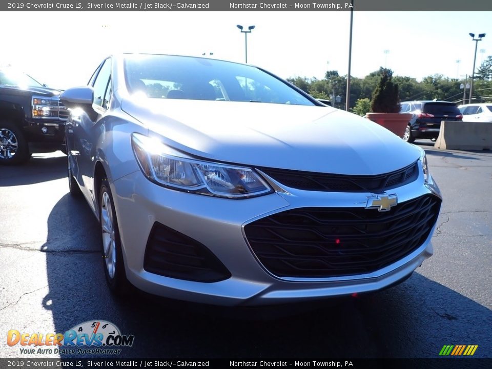 2019 Chevrolet Cruze LS Silver Ice Metallic / Jet Black/­Galvanized Photo #12