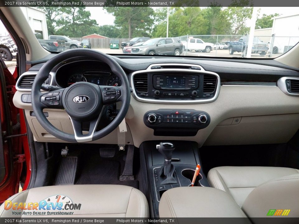 Dashboard of 2017 Kia Sorento LX V6 Photo #11