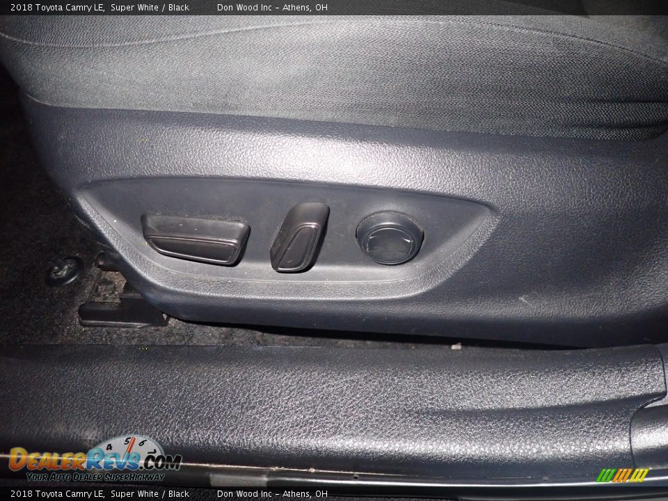 2018 Toyota Camry LE Super White / Black Photo #23