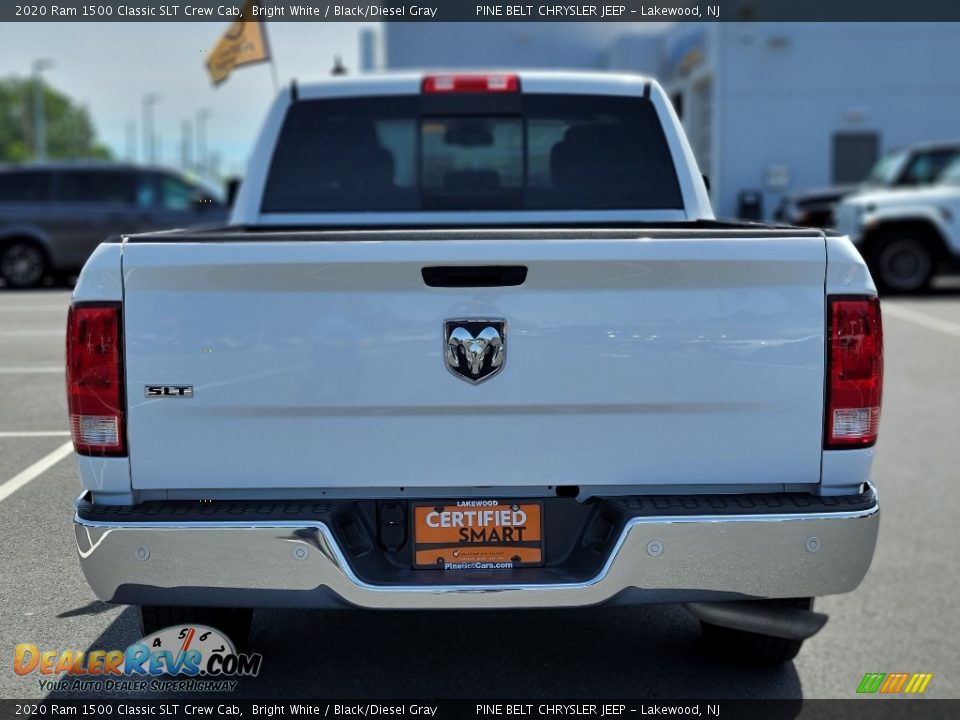 2020 Ram 1500 Classic SLT Crew Cab Bright White / Black/Diesel Gray Photo #20