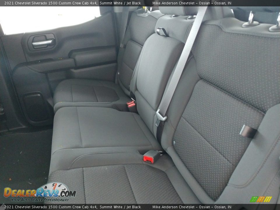 2021 Chevrolet Silverado 1500 Custom Crew Cab 4x4 Summit White / Jet Black Photo #17