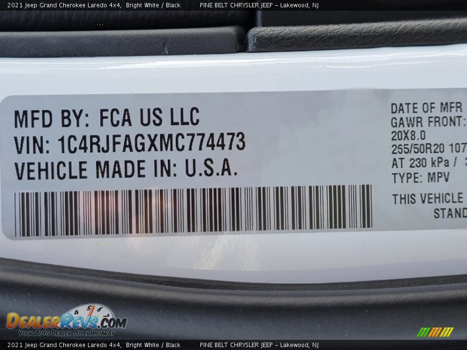 2021 Jeep Grand Cherokee Laredo 4x4 Bright White / Black Photo #14
