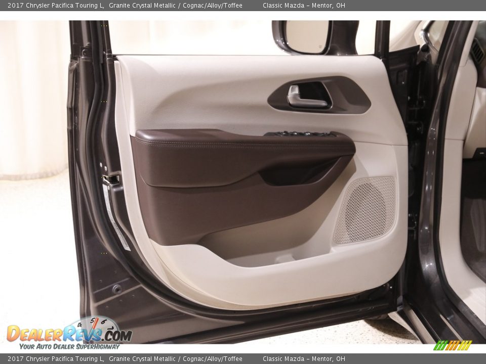 2017 Chrysler Pacifica Touring L Granite Crystal Metallic / Cognac/Alloy/Toffee Photo #4