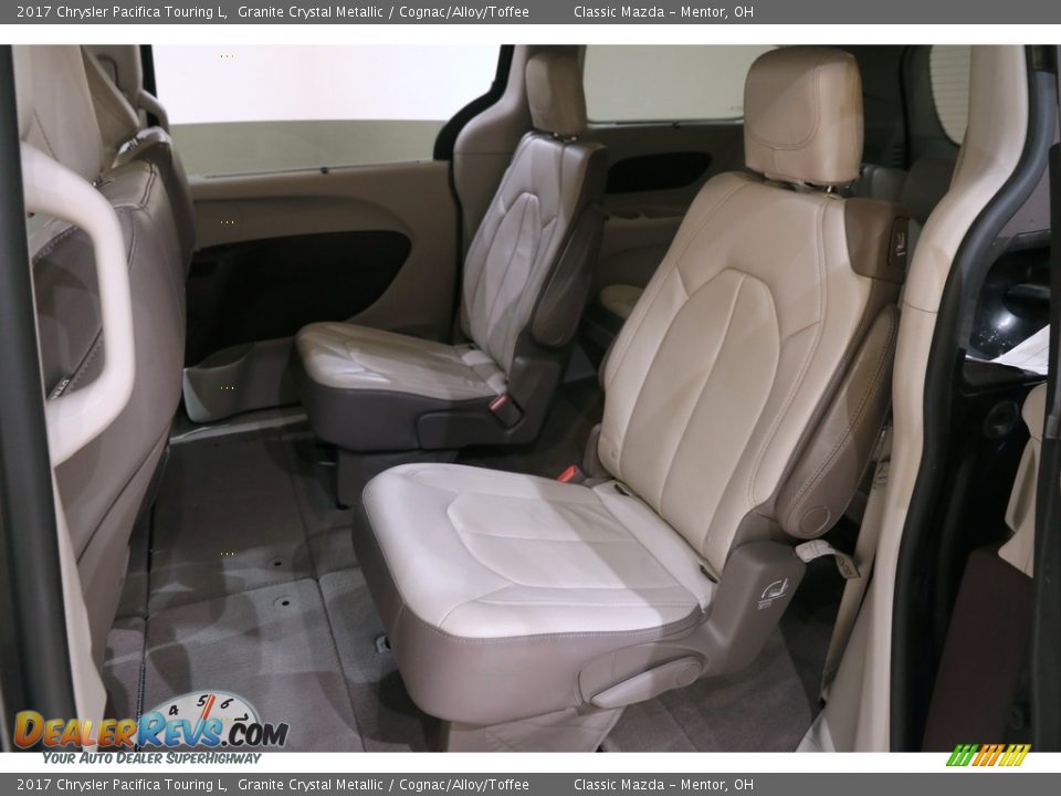 2017 Chrysler Pacifica Touring L Granite Crystal Metallic / Cognac/Alloy/Toffee Photo #21