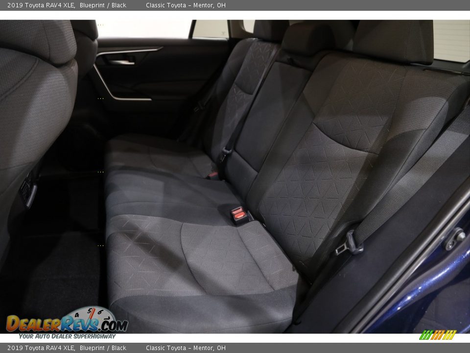 2019 Toyota RAV4 XLE Blueprint / Black Photo #16