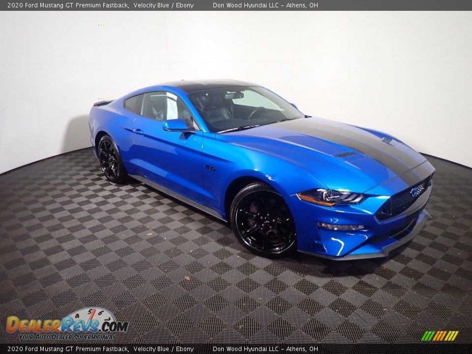 2020 Ford Mustang GT Premium Fastback Velocity Blue / Ebony Photo #3