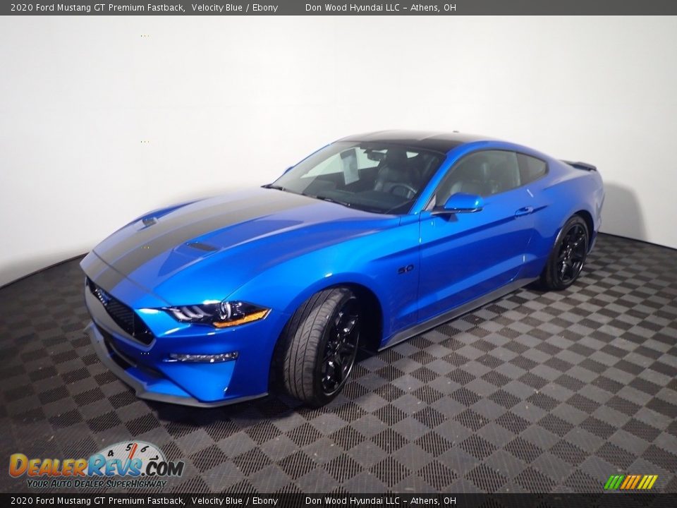 2020 Ford Mustang GT Premium Fastback Velocity Blue / Ebony Photo #10