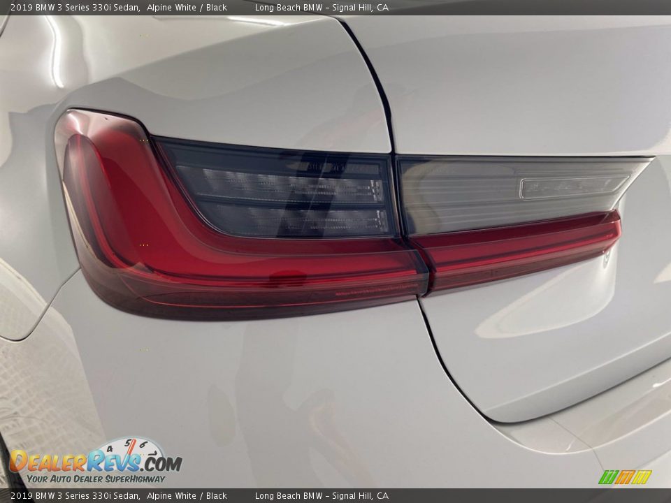 2019 BMW 3 Series 330i Sedan Alpine White / Black Photo #9