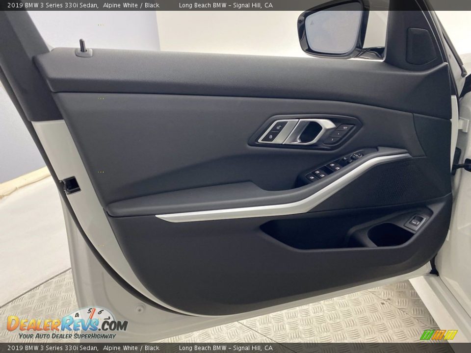 2019 BMW 3 Series 330i Sedan Alpine White / Black Photo #13