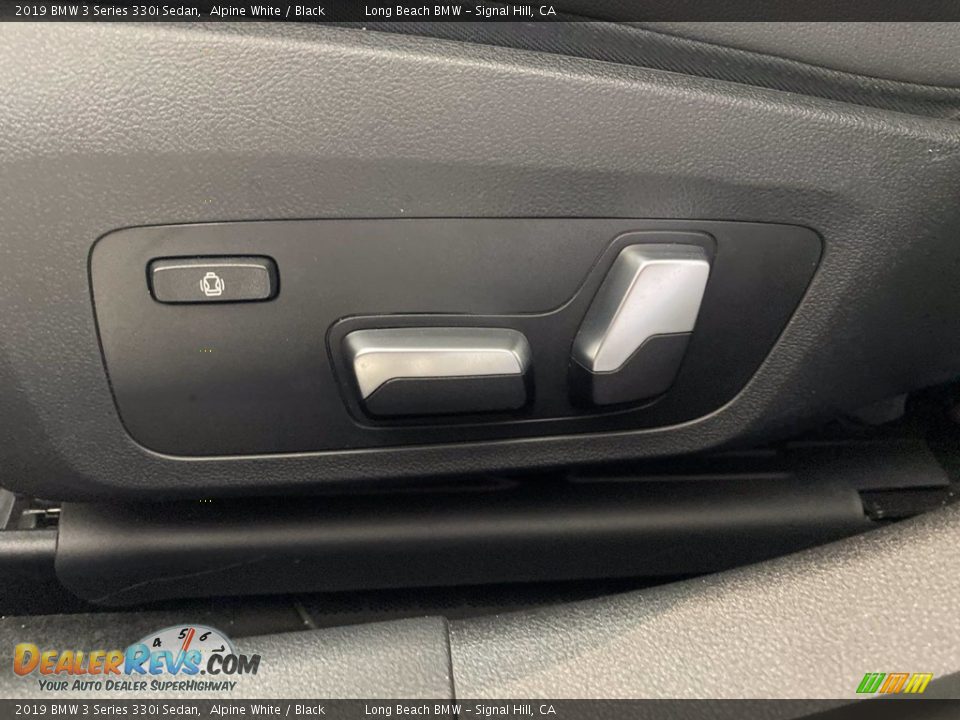 2019 BMW 3 Series 330i Sedan Alpine White / Black Photo #15