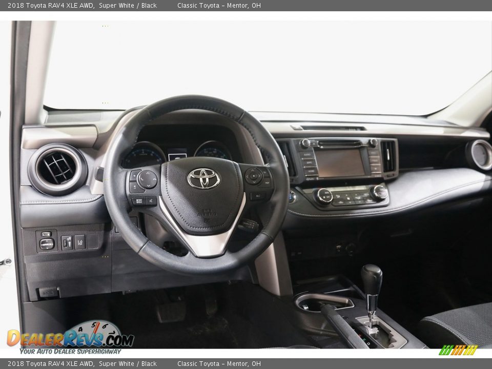 2018 Toyota RAV4 XLE AWD Super White / Black Photo #6