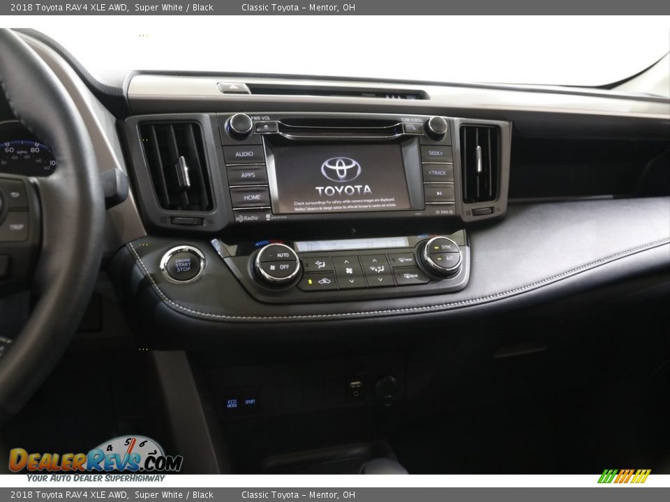 2018 Toyota RAV4 XLE AWD Super White / Black Photo #9