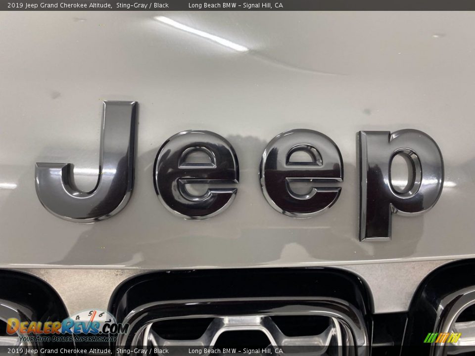 2019 Jeep Grand Cherokee Altitude Sting-Gray / Black Photo #8