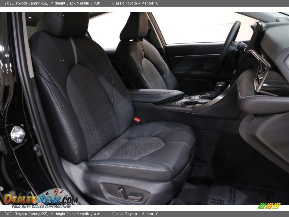 2021 Toyota Camry XSE Midnight Black Metallic / Ash Photo #16