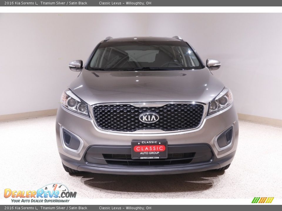 2016 Kia Sorento L Titanium Silver / Satin Black Photo #2