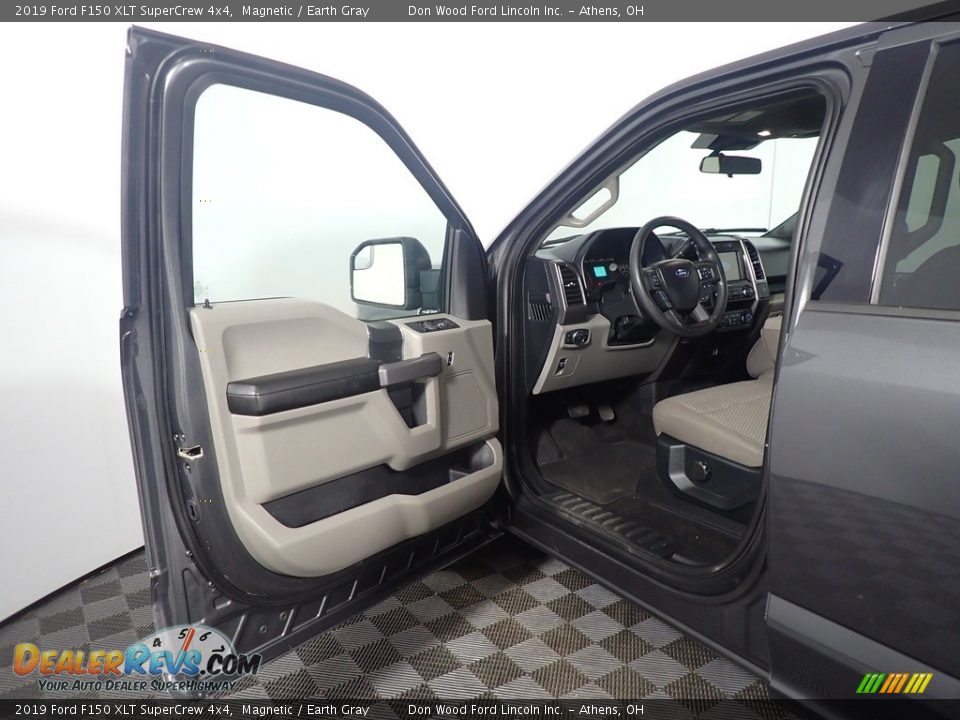 2019 Ford F150 XLT SuperCrew 4x4 Magnetic / Earth Gray Photo #20