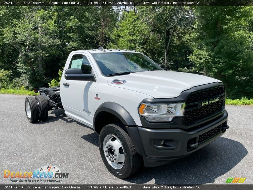 Bright White 2021 Ram 4500 Tradesman Regular Cab Chassis Photo #4