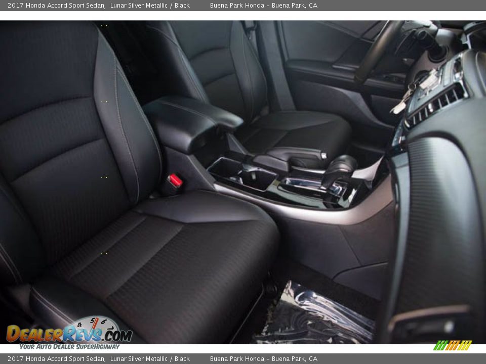 2017 Honda Accord Sport Sedan Lunar Silver Metallic / Black Photo #20