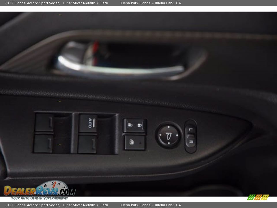 2017 Honda Accord Sport Sedan Lunar Silver Metallic / Black Photo #25