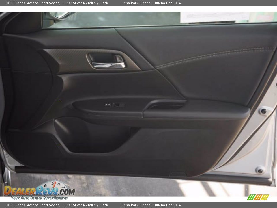 2017 Honda Accord Sport Sedan Lunar Silver Metallic / Black Photo #28