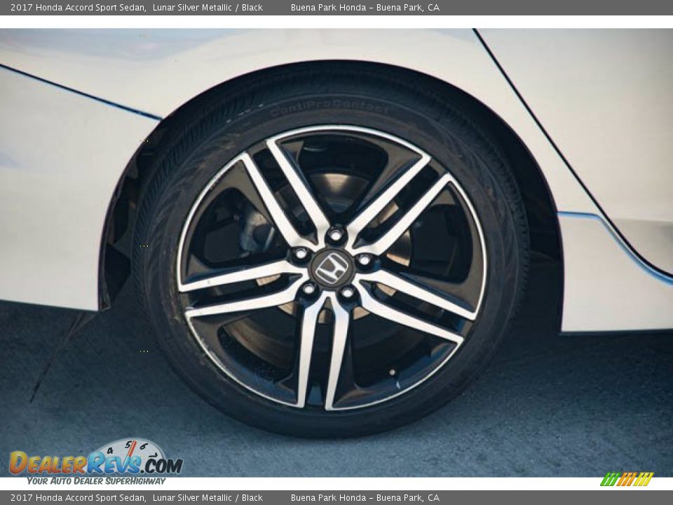 2017 Honda Accord Sport Sedan Lunar Silver Metallic / Black Photo #30