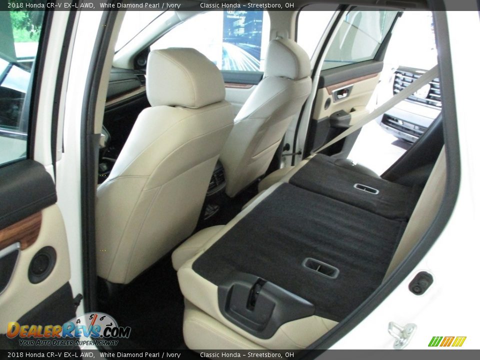 2018 Honda CR-V EX-L AWD White Diamond Pearl / Ivory Photo #17