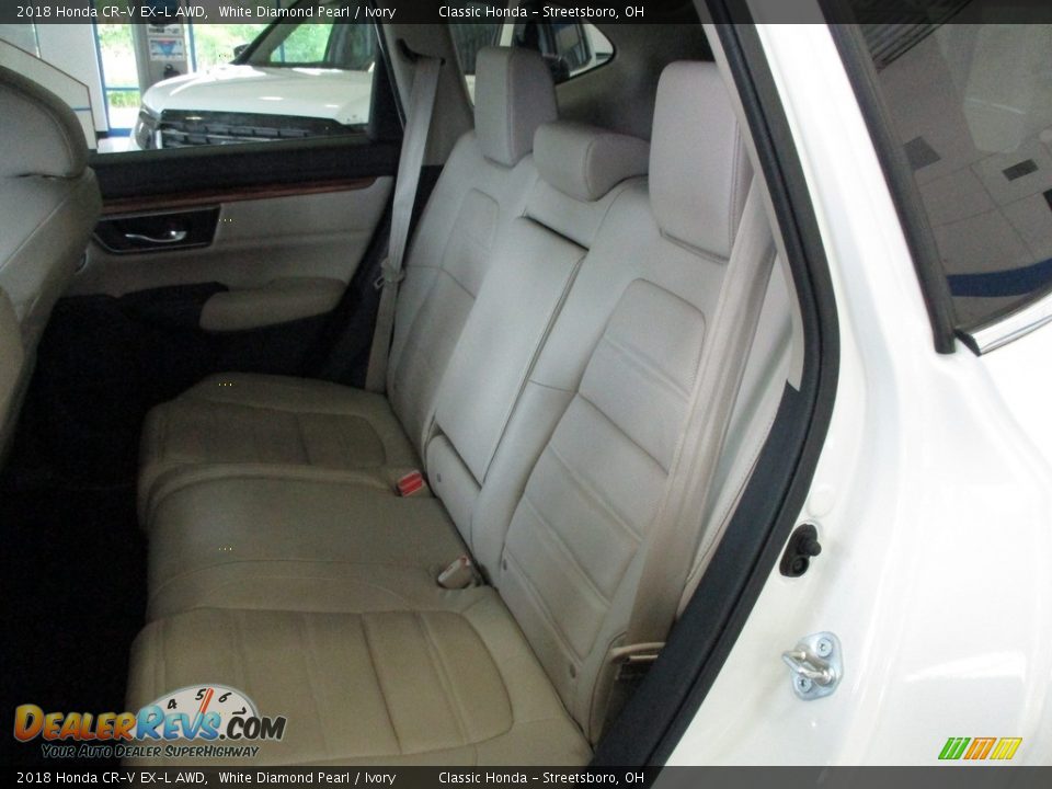 2018 Honda CR-V EX-L AWD White Diamond Pearl / Ivory Photo #28