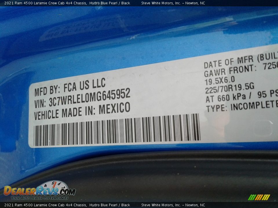 2021 Ram 4500 Laramie Crew Cab 4x4 Chassis Hydro Blue Pearl / Black Photo #30