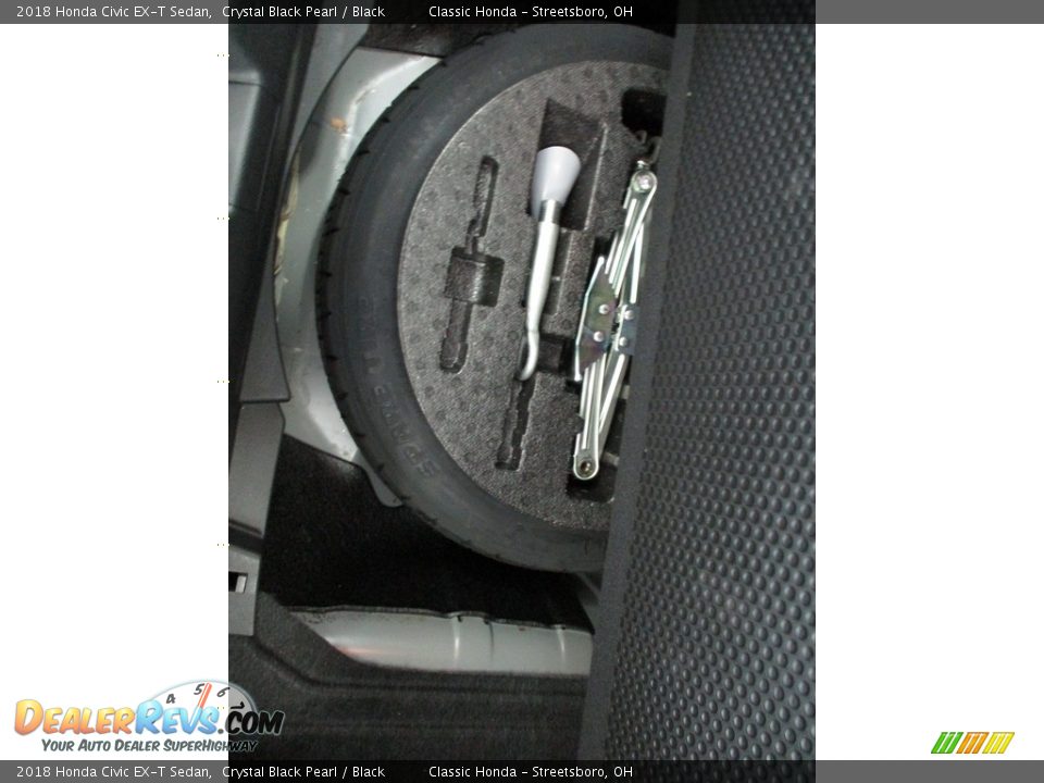 Tool Kit of 2018 Honda Civic EX-T Sedan Photo #13