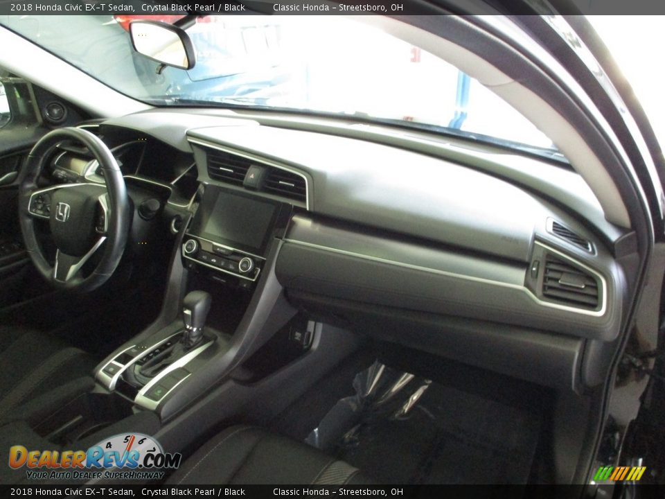 Dashboard of 2018 Honda Civic EX-T Sedan Photo #15