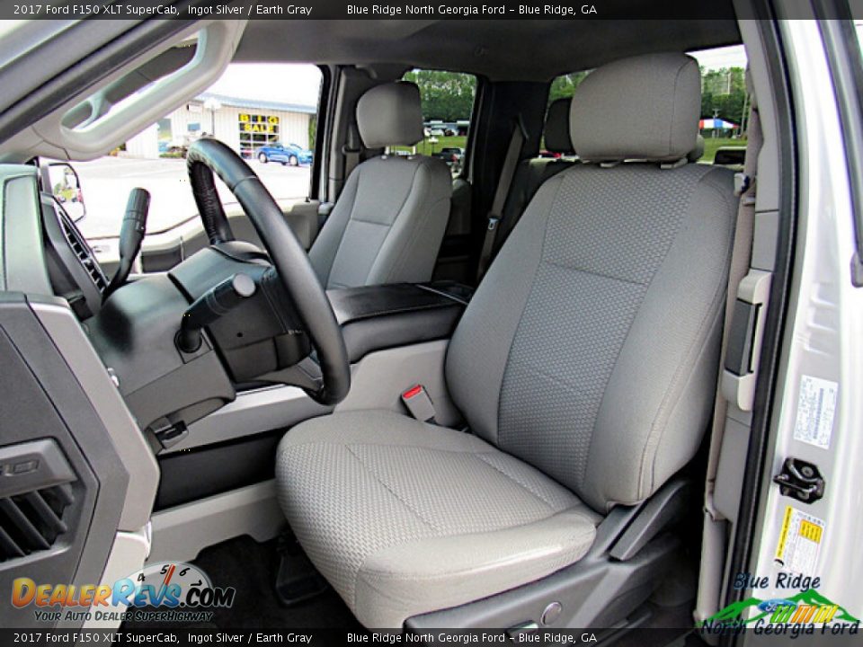 Front Seat of 2017 Ford F150 XLT SuperCab Photo #11