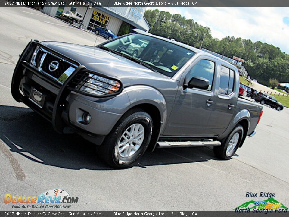 2017 Nissan Frontier SV Crew Cab Gun Metallic / Steel Photo #26