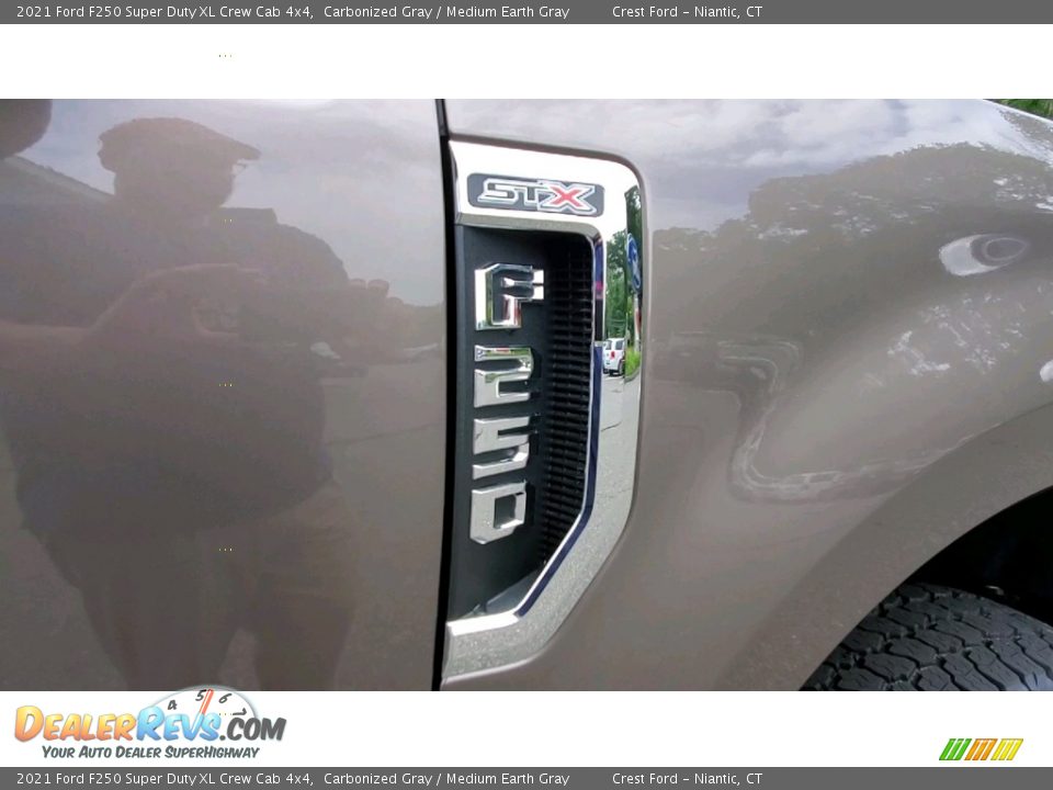 2021 Ford F250 Super Duty XL Crew Cab 4x4 Carbonized Gray / Medium Earth Gray Photo #25