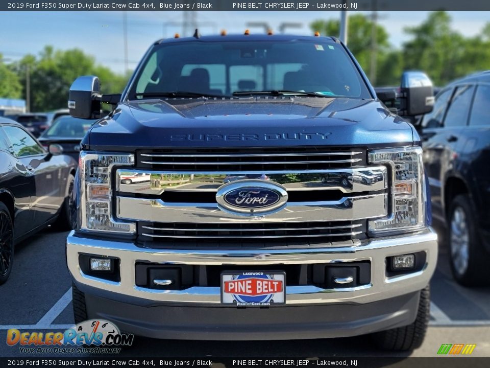 2019 Ford F350 Super Duty Lariat Crew Cab 4x4 Blue Jeans / Black Photo #2