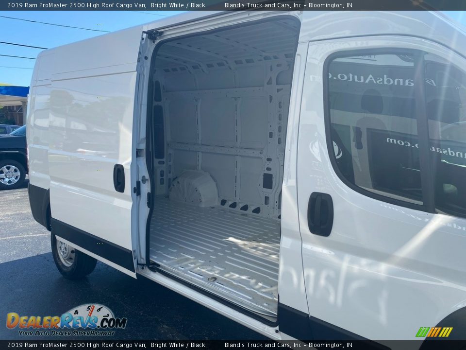 2019 Ram ProMaster 2500 High Roof Cargo Van Bright White / Black Photo #11