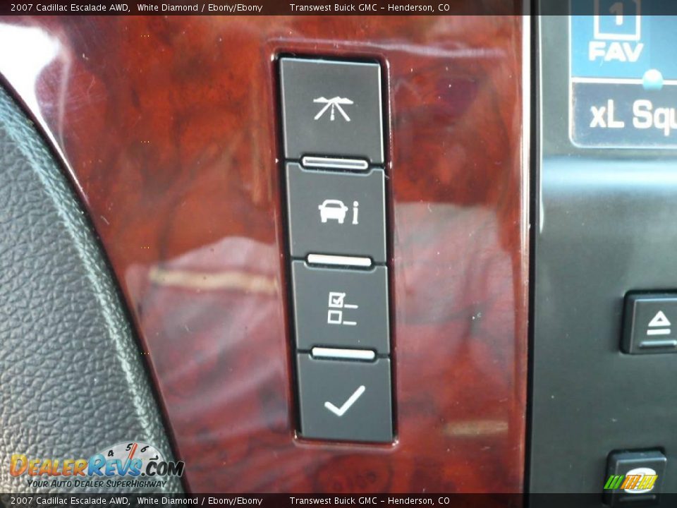 2007 Cadillac Escalade AWD White Diamond / Ebony/Ebony Photo #18