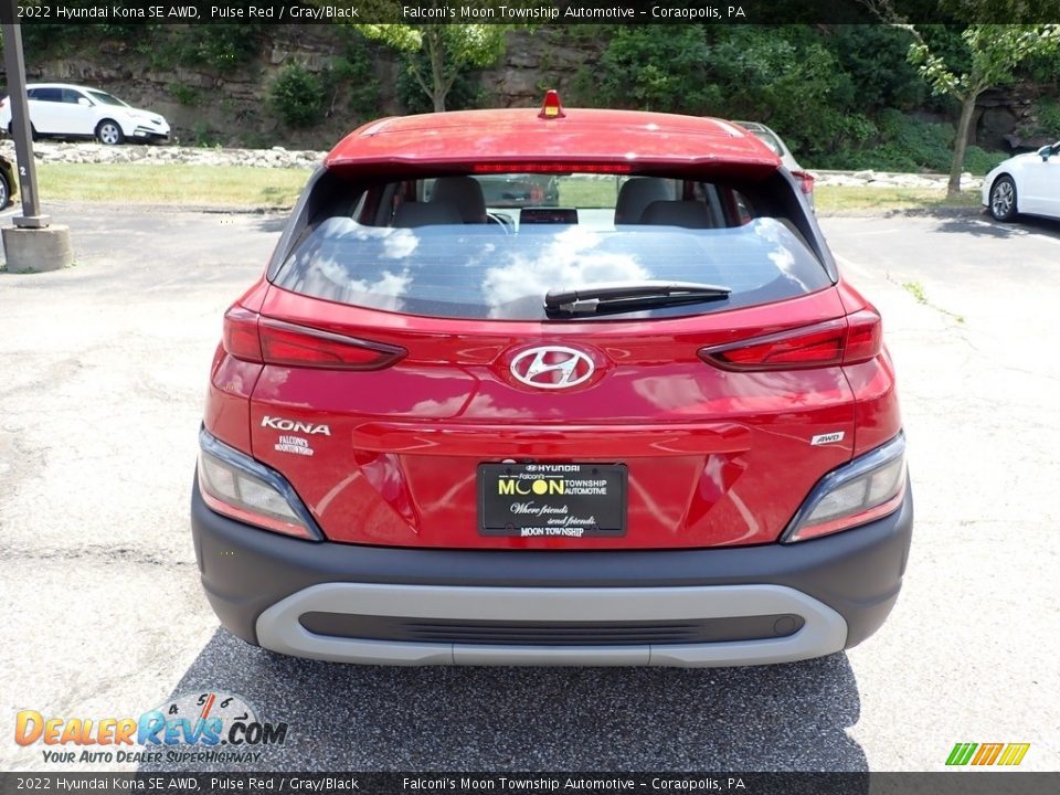2022 Hyundai Kona SE AWD Pulse Red / Gray/Black Photo #8