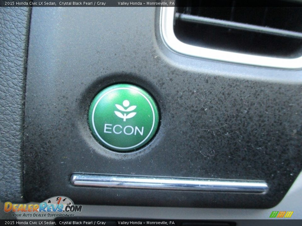 2015 Honda Civic LX Sedan Crystal Black Pearl / Gray Photo #17